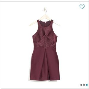 $670 HALSTON Satin Pleated Bodycon Dress